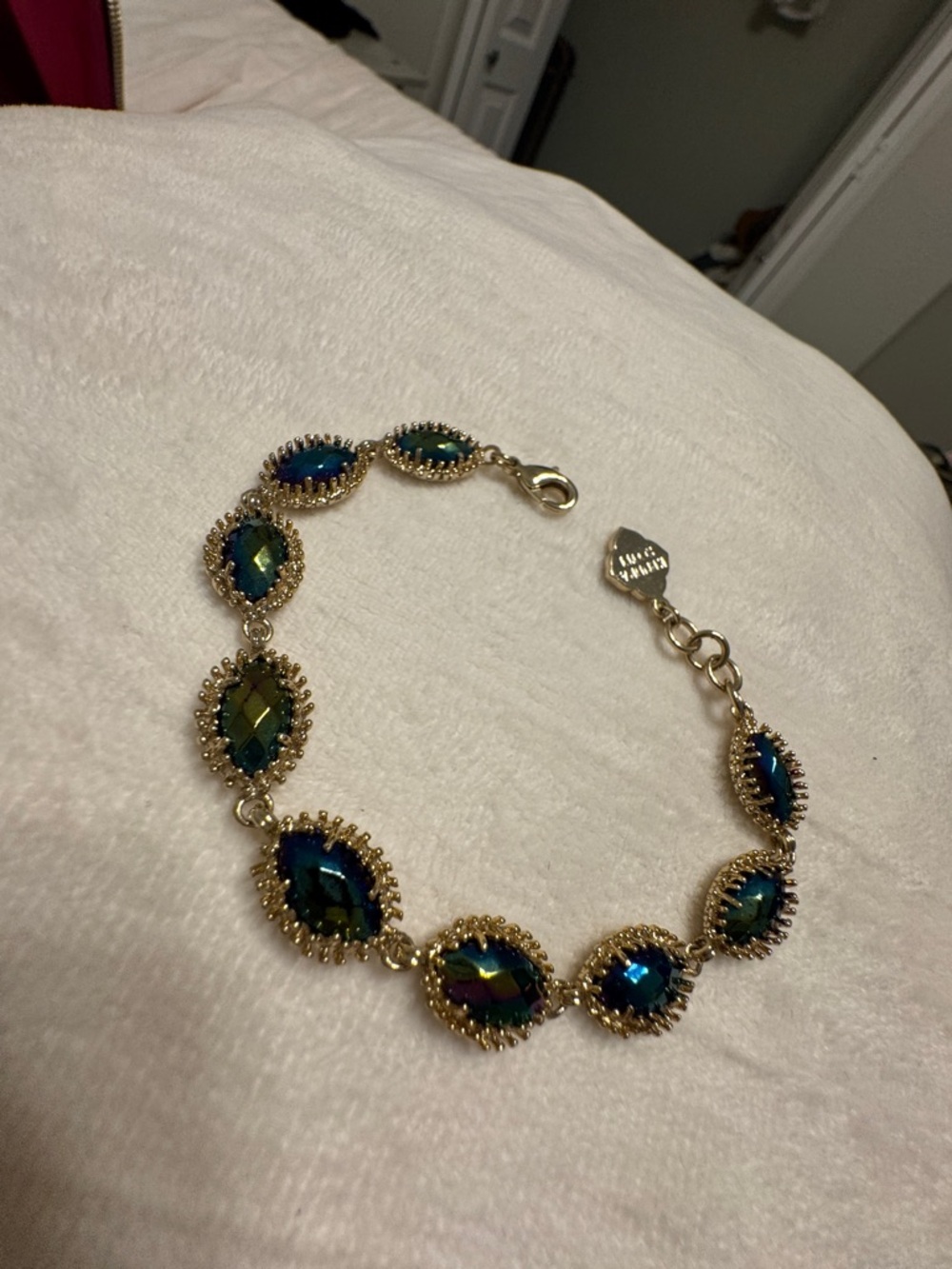 Kendra Scott Gold-Tone Bracelet with Iridescent Blue-Green Stones - Picture 4 of 5